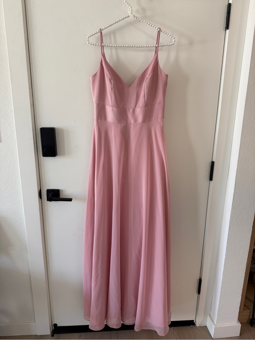 David's Bridal W11995 in Petal size 6